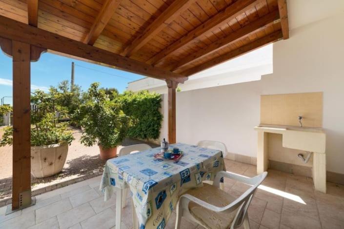 Villa Cucci Mono Luigi Casa Vacanze Торре-Лапилло Экстерьер фото